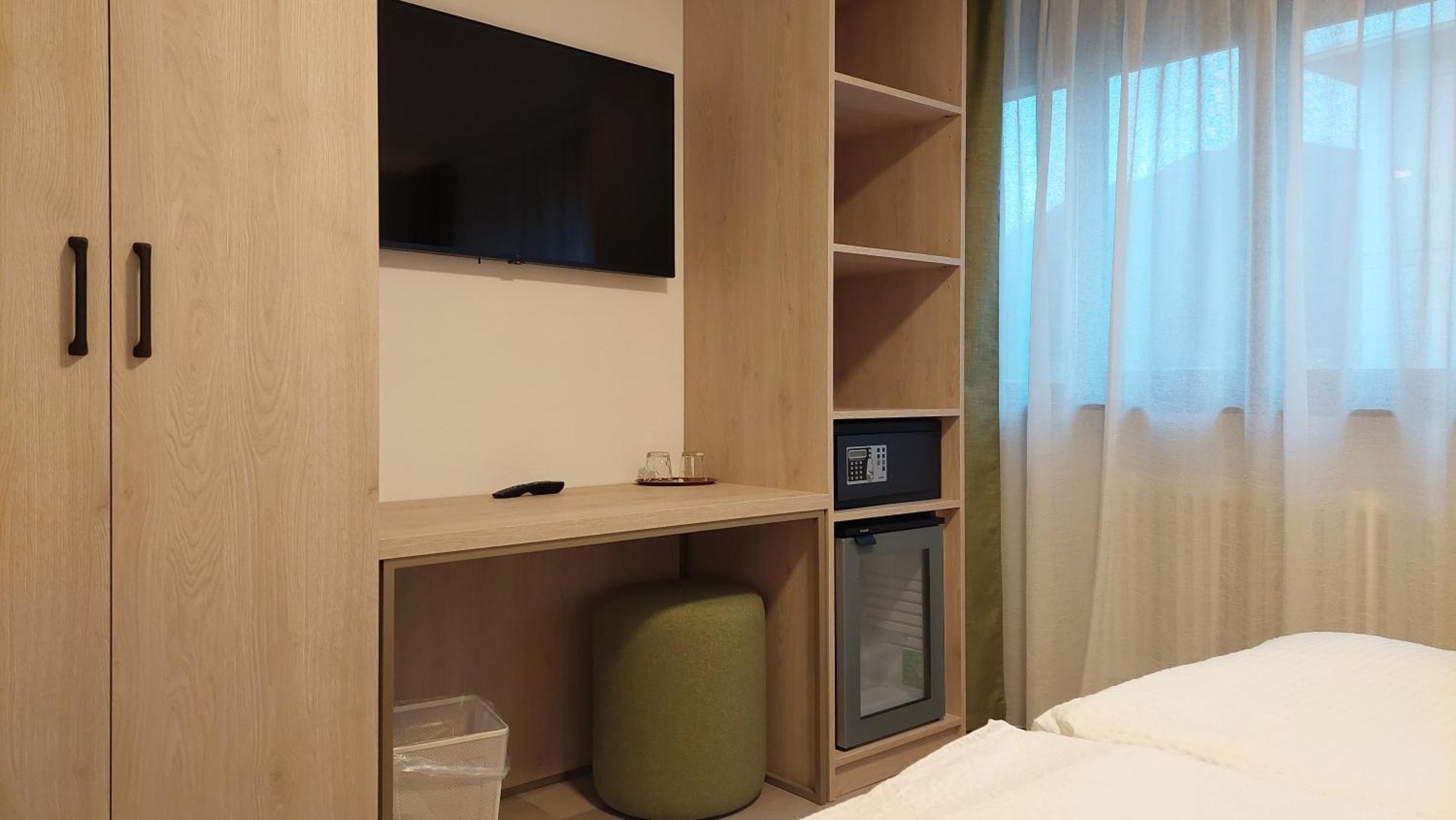 Hotel Nessi Locarno Ngoại thất bức ảnh