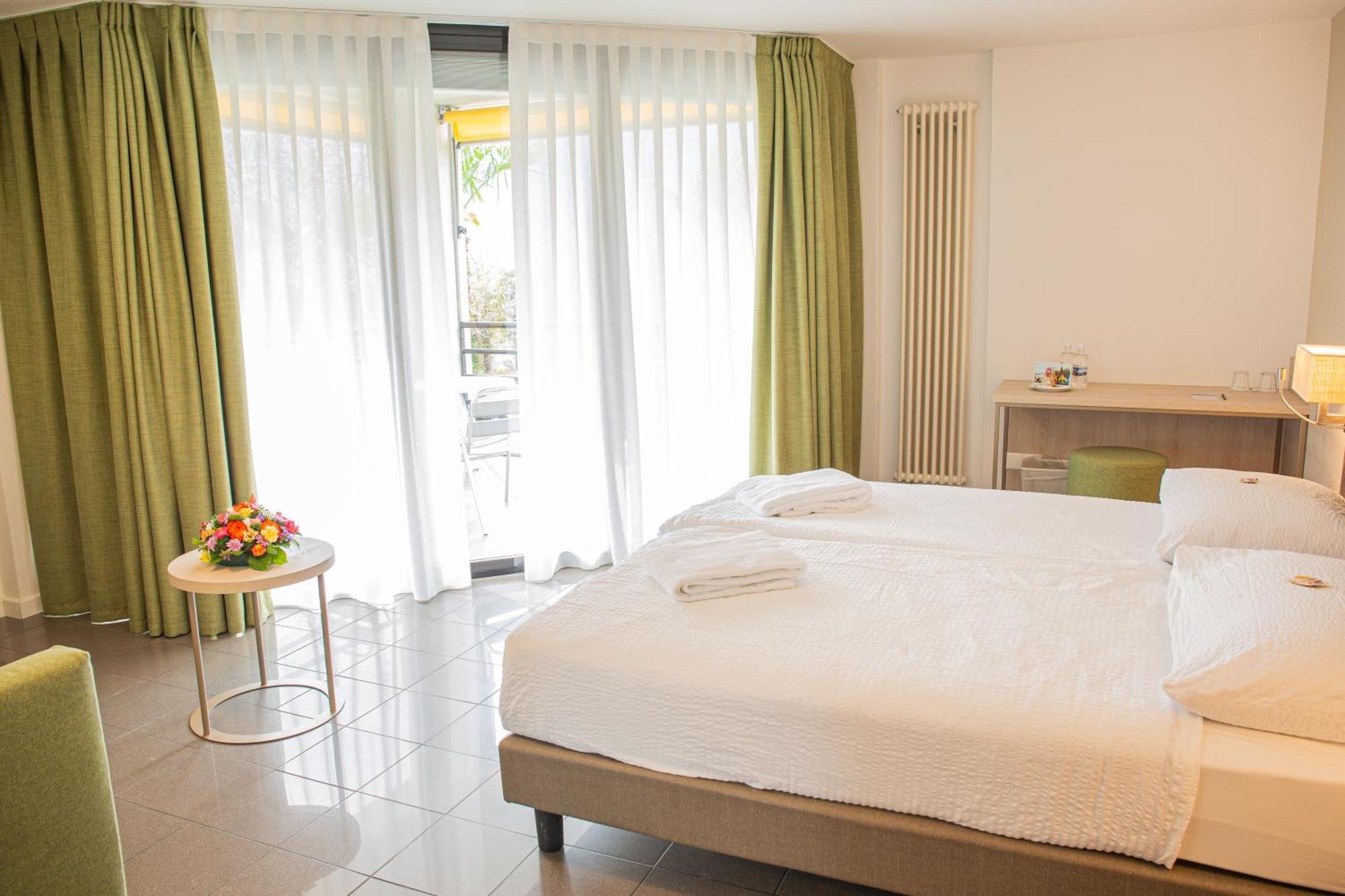 Hotel Nessi Locarno Ngoại thất bức ảnh